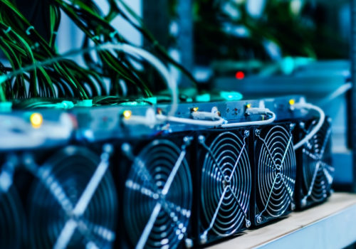 How much does a crypto miner earn?